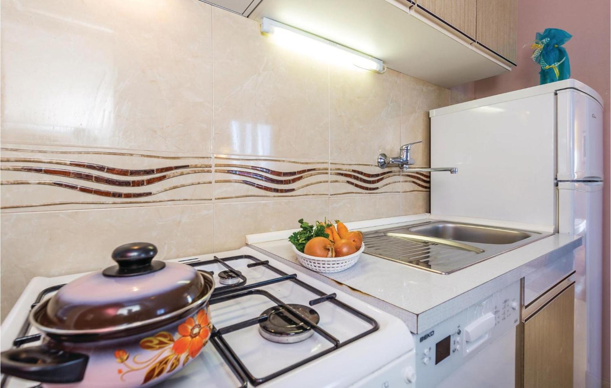 Gorgeous Apartment In Rijeka With Kitchen Exterior photo